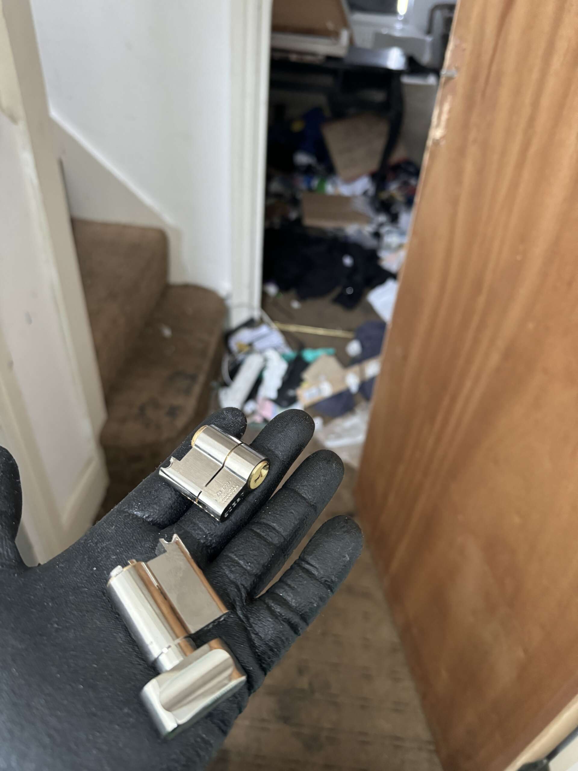 APECS AP 3-star Euro cylinder used for high-security lock upgrades